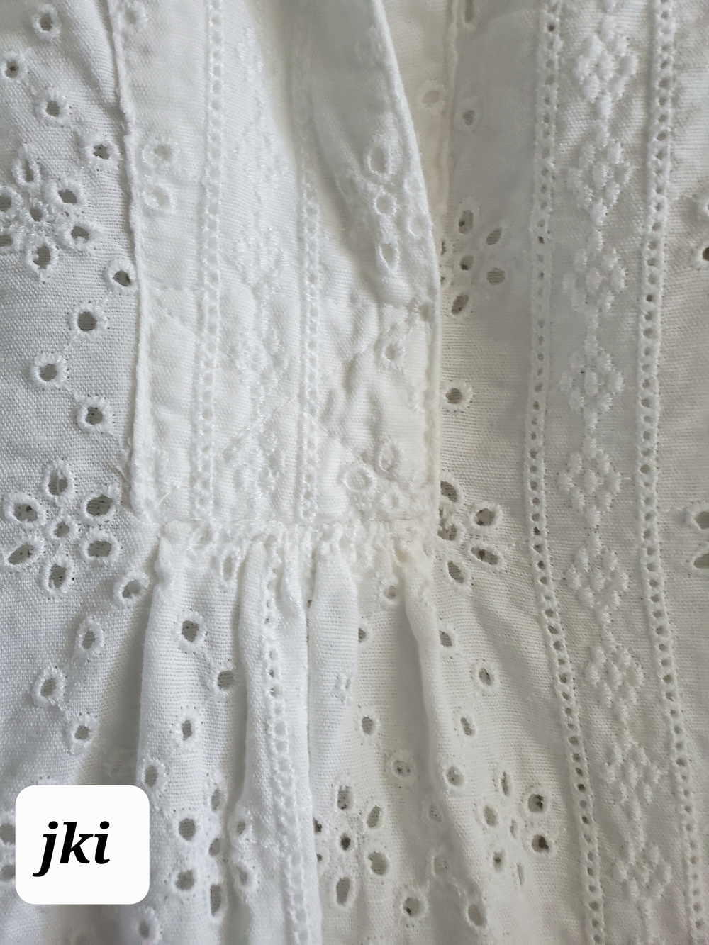 Christian Siriano White Eyelet Long-Sleeve Blouse - Picture 3 of 8